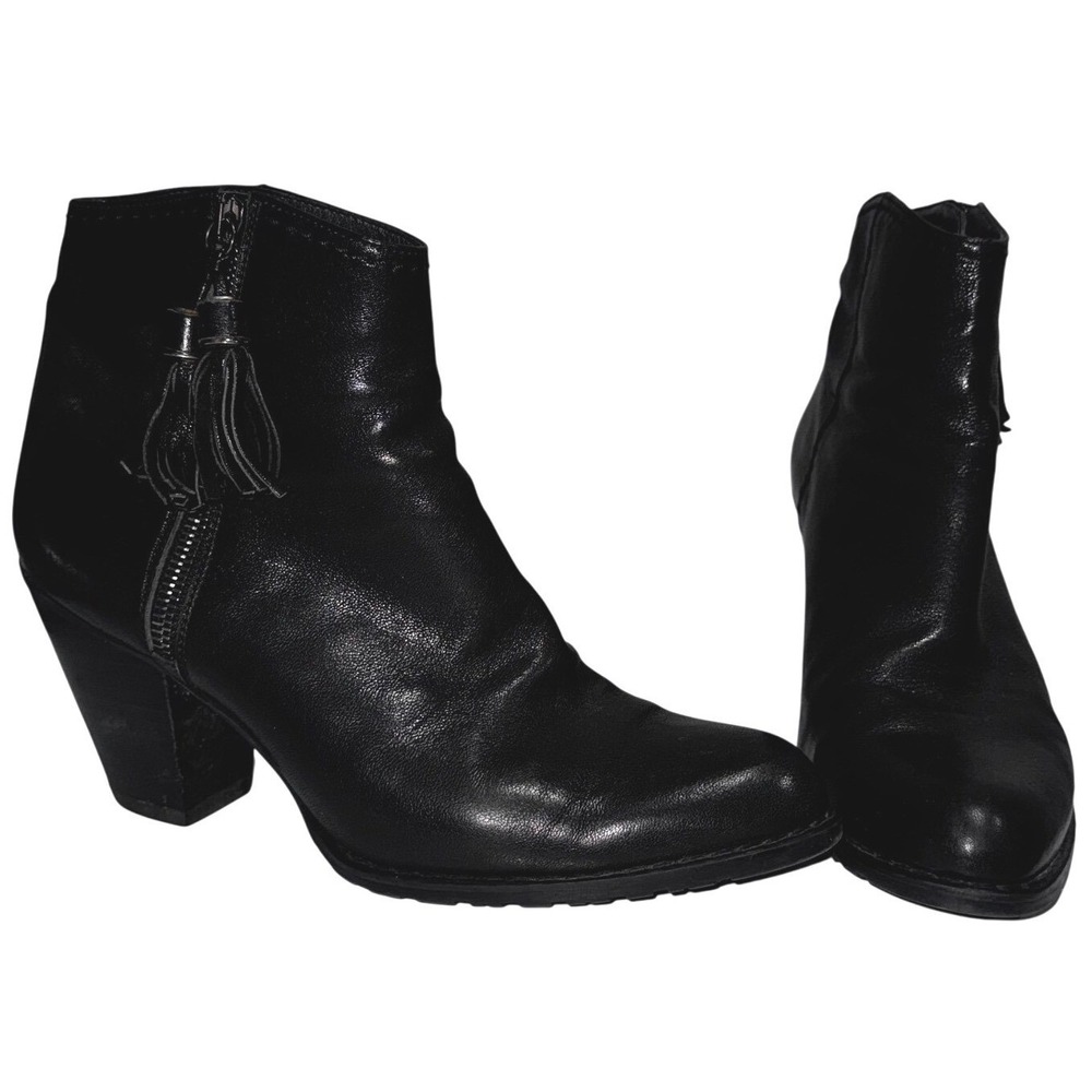 Stuart Weitzman Black Leather Tassel Side Zip Ankle Booties Block Heel Size 7 - Picture 2 of 12